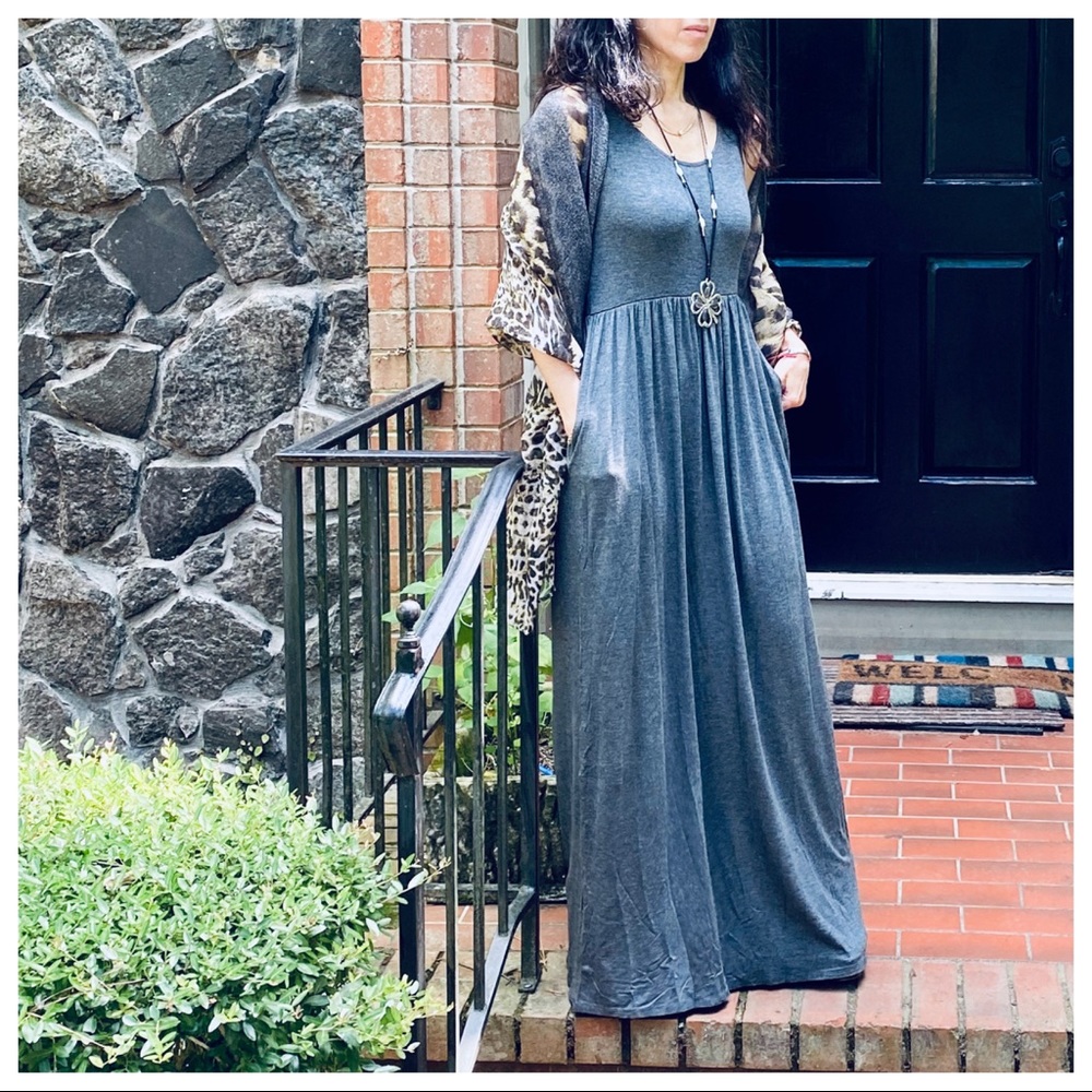 CHARCOAL GREY MAXI DRESS WITH SIDE POCKETS - Picture 3 of 9